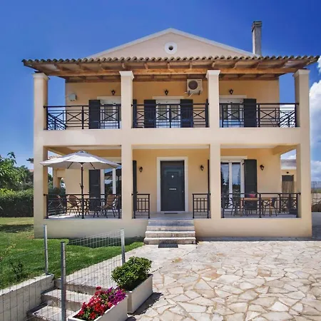 Villa Athina *